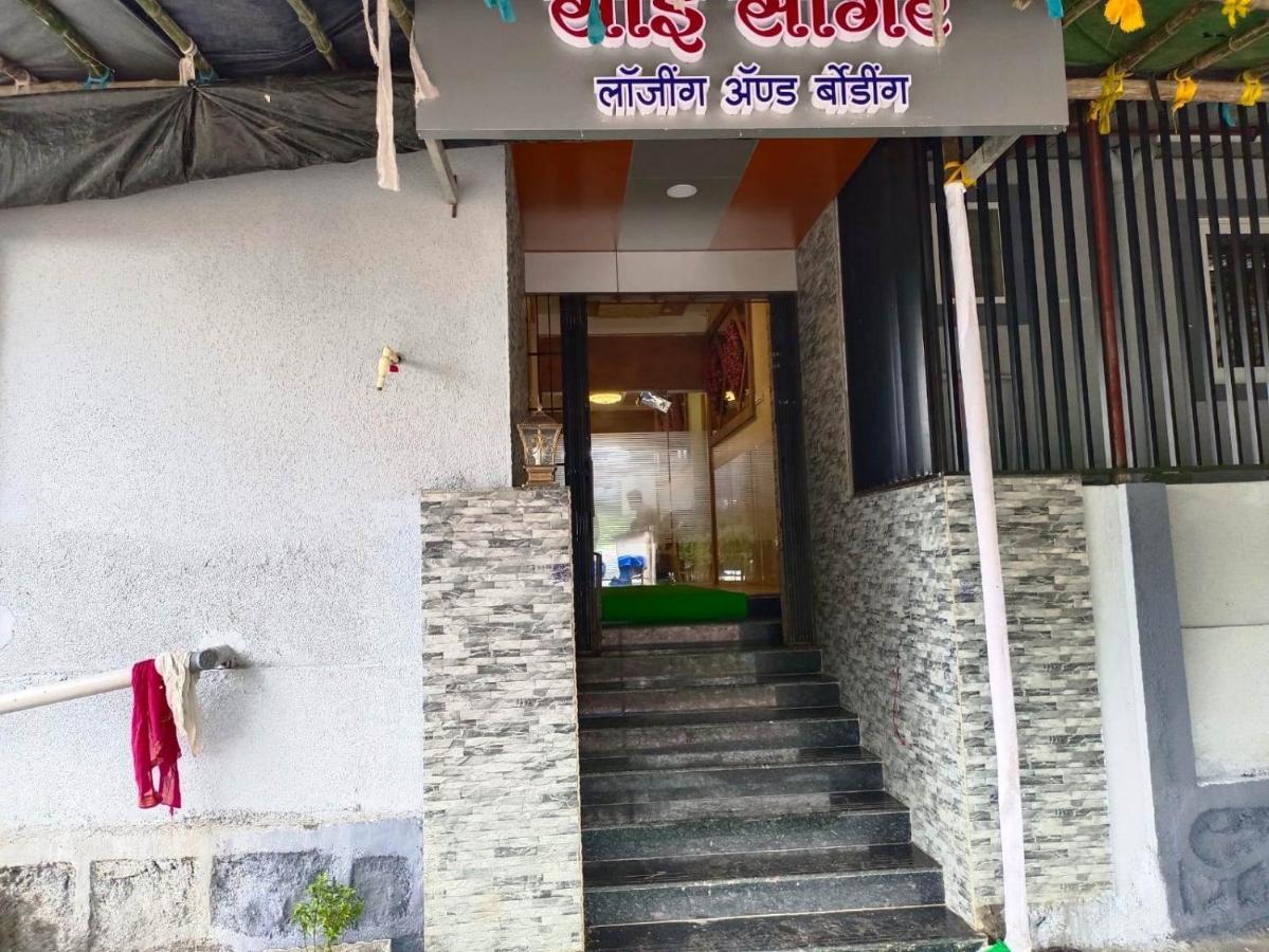 Sai Sagar Lodging & Boarding Ulhāsnagar エクステリア 写真