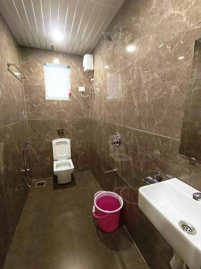 Sai Sagar Lodging & Boarding Ulhāsnagar エクステリア 写真